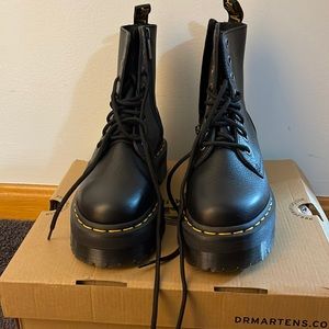 Dr. Martens Jadon Pisa Platform Boot
